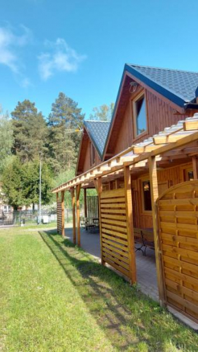 Domki pod lasem Sobieszewo in Danzig